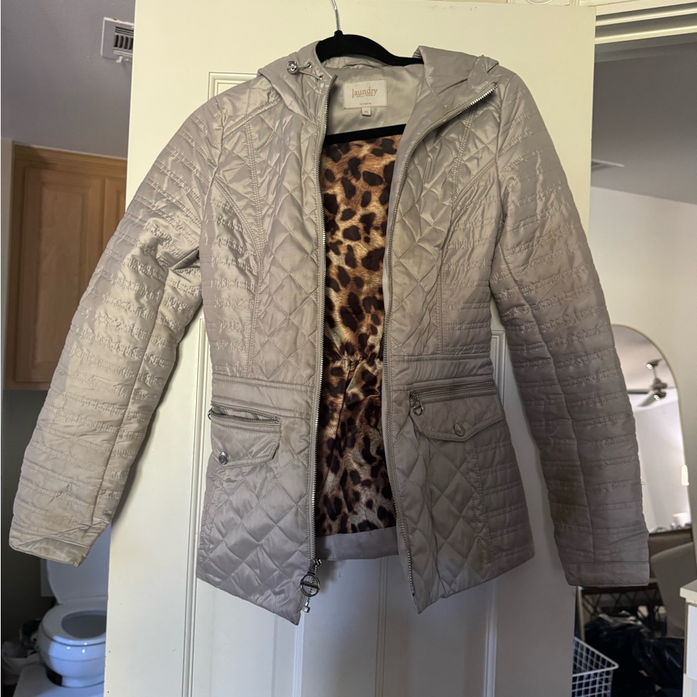Laundry Coat - image 1